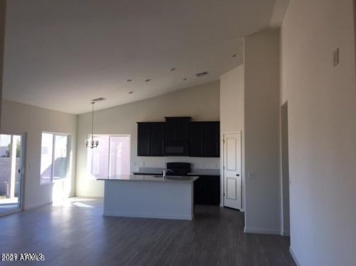 28419 226th Dr, Wittmann, AZ 85361-5028