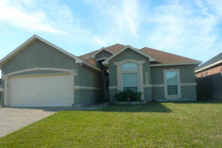6841 Wall St, Corpus Christi, TX 78414-3576