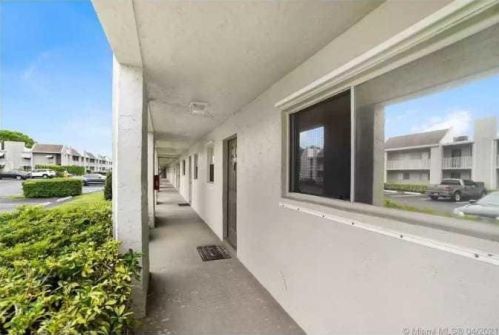 2900 22nd St, Delray Beach FL  exterior