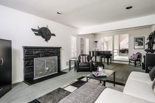 213 Hillair Cir, White Plains, NY 10605-4516