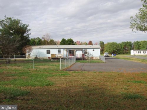 35431 Dannys Dr, Laurel DE  19956-3313 exterior