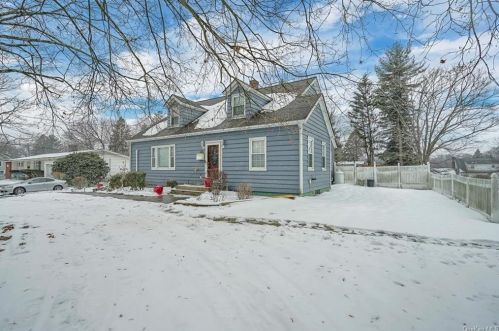 62 Highland Ave, Walden NY  12586-1035 exterior