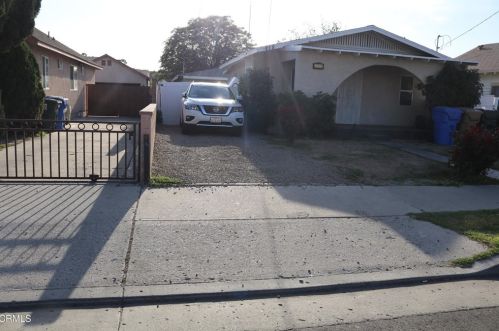 218 7th St, Santa Paula, CA 93060-3664