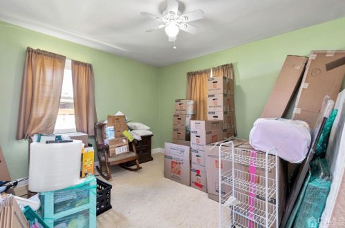 180 Grenville St, Woodbridge NJ  07095-1834 exterior