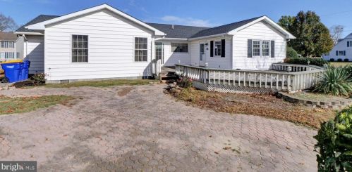 407 Smith Ave, Harrington DE  19952-1226 exterior