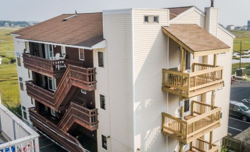 425 Ocean Blvd, Hampton, NH 03842-3666