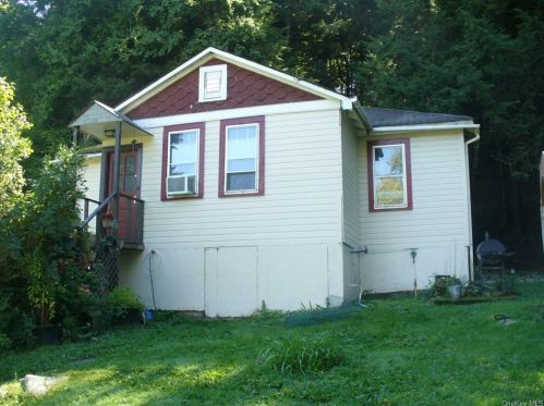 722 Old Route 17, Monticello NY  12701-7019 exterior