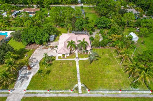 14387 Temple Blvd, Town Of Loxahatchee Groves FL  33470-5222 exterior