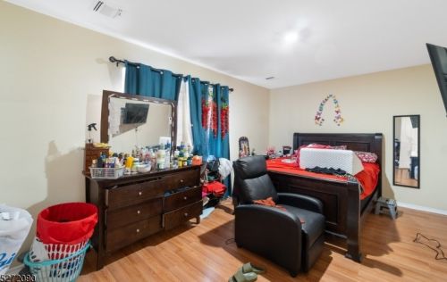 22 Godwin Ave, Paterson NJ  07501-1601 exterior