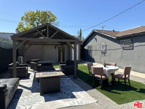 5520 Cahuenga Blvd, North Hollywood CA  91602-2376 exterior
