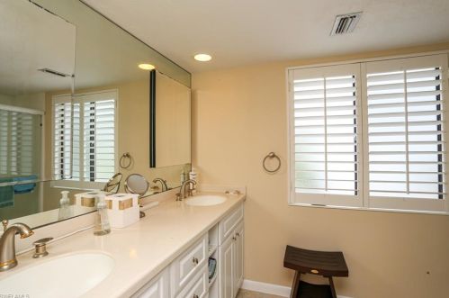 990 8th St, Naples FL  34117-2301 exterior