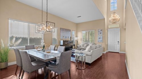 28341 Brookview Ter, Santa Clarita CA  91350-4446 exterior