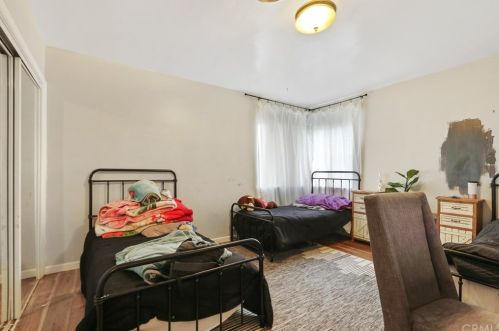 2766 Chestnut Ave, Long Beach CA  90806-2508 exterior