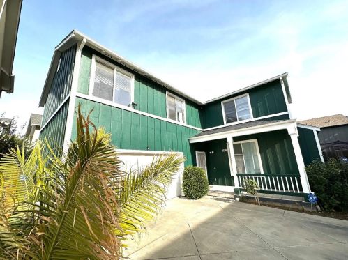 142 Fairview Ave, West Pittsburg, CA 94565-1612
