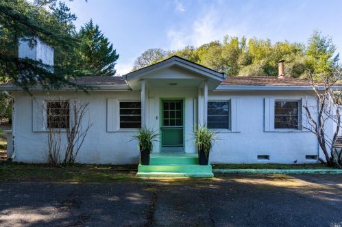 1110 Sexton Rd, Sebastopol, CA 95472-8968