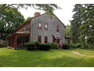 735 Nate Whipple Hwy, Cumberland, RI 02864-3354