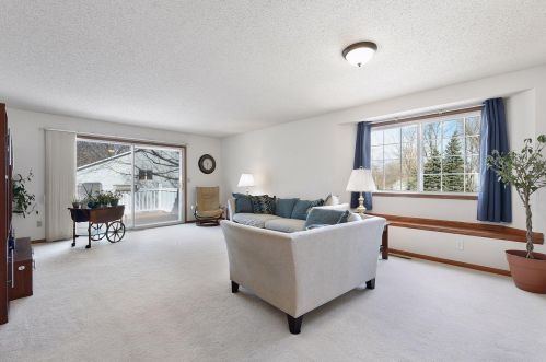 5759 Donegal Dr, Saint Paul MN 55126-3701 exterior