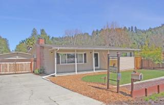 230 Capelli Dr, Lompico, CA 95018-9313
