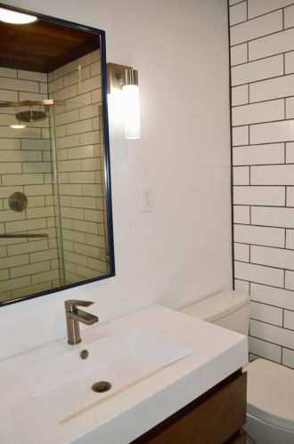 345 Mohican Dr, Crooksville OH  43731-9729 exterior