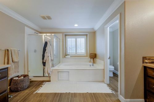 1442 Daisy Dr, Grayson CA  95363-8362 exterior