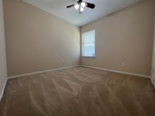 2605 Hewn Rock Way, Pearland TX  77584-3285 exterior