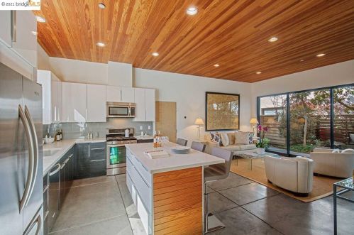 1441 Fairview St, Berkeley CA 94703-2442 exterior