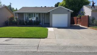 5808 Laurine Way, Sacramento, CA 95824-1415