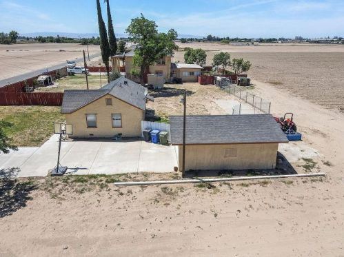 445 Simmons Rd, Turlock CA  95380-9786 exterior
