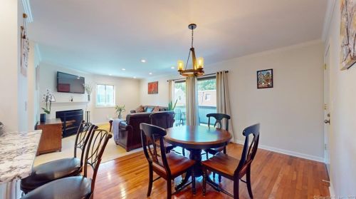 20 Maple Tree Ave, Stamford, CT 06906-2205