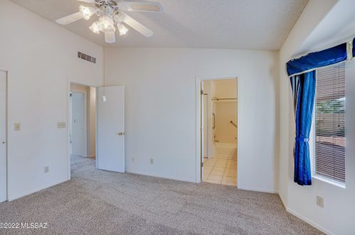 8756 Eagle Creek Dr, Tucson AZ  85730-5709 exterior
