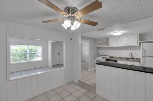 5461 43rd Ter, Saint Petersburg FL  33714-3624 exterior