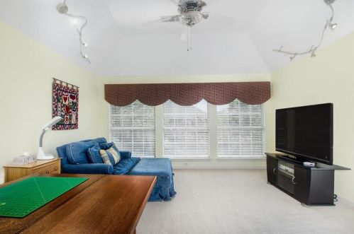 4217 Tiffany Dr, Lewisville TX  75022-0951 exterior