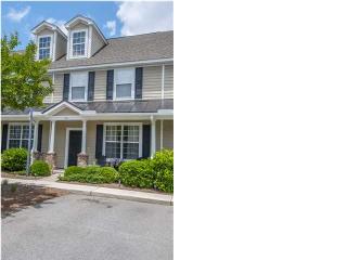 710 Hemingway Cir, Summerville, SC 29483-8052