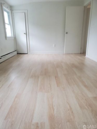 199 James Pl, Iselin NJ  08830-1226 exterior