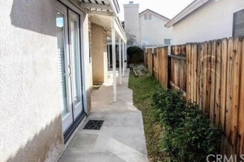 14199 Auburn Ct, Victorville, CA 92394-7307