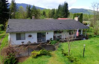 3993 Nelson Rd, Glacier, WA 98244-9207