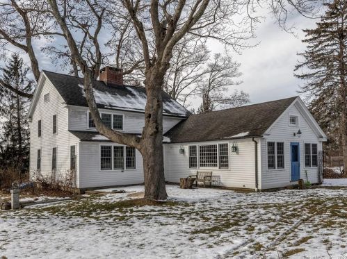 458 Maple St, Litchfield, CT 06759-2100