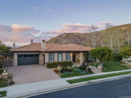 25305 Prado De Naranja, Calabasas, CA 91302-3672