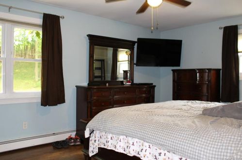 172 Barnes Rd, Washingtonville NY  10992-1932 exterior