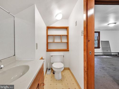 539 Lancaster Pike, Smithville PA  17560-9409 exterior