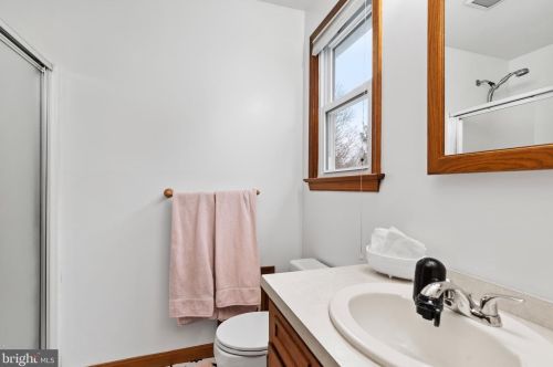 63 Fairway Dr, Camp Hill PA  17011-2065 exterior