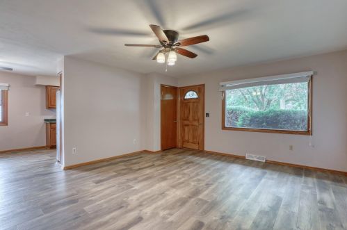 231 Western Ave, Waukesha WI  53188-3147 exterior