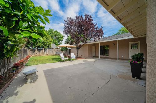 2600 Macgregor Ct, Modesto CA  95350-2320 exterior