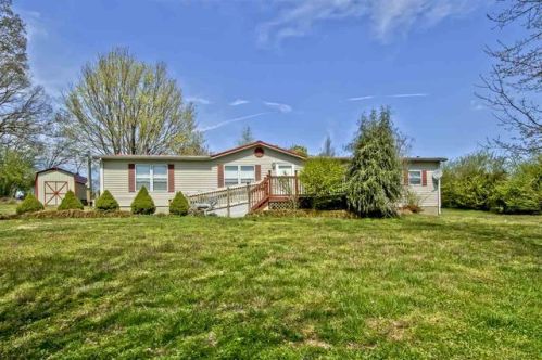 304 County Road 264, Niota, TN 37826-2924