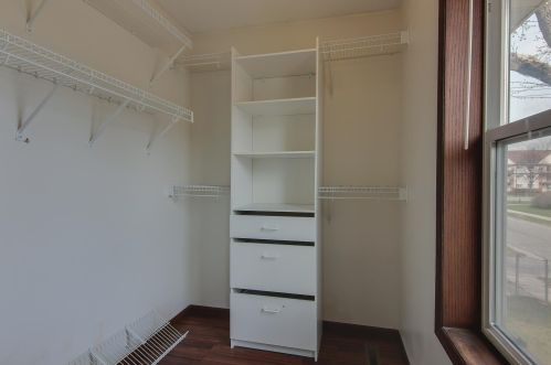 1221 Irving Ave, Minneapolis MN 55419-1126 exterior