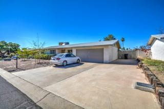 826 95th Pl, Mesa, AZ 85207-5207