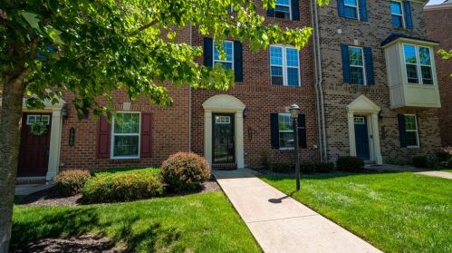 1958 Georgetown Dr, Sewickley, PA 15143-8992