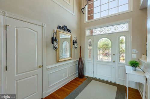 15089 Troon Ct, Haymarket VA  20169-3130 exterior