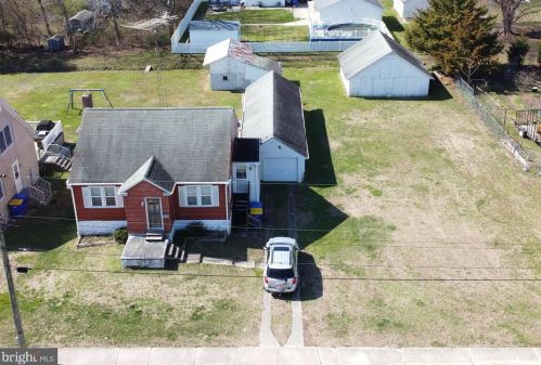 11 Simpson St, Harrington, DE 19952-1308