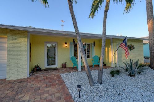 1463 Seagull Way, Palm City FL  34990-1733 exterior